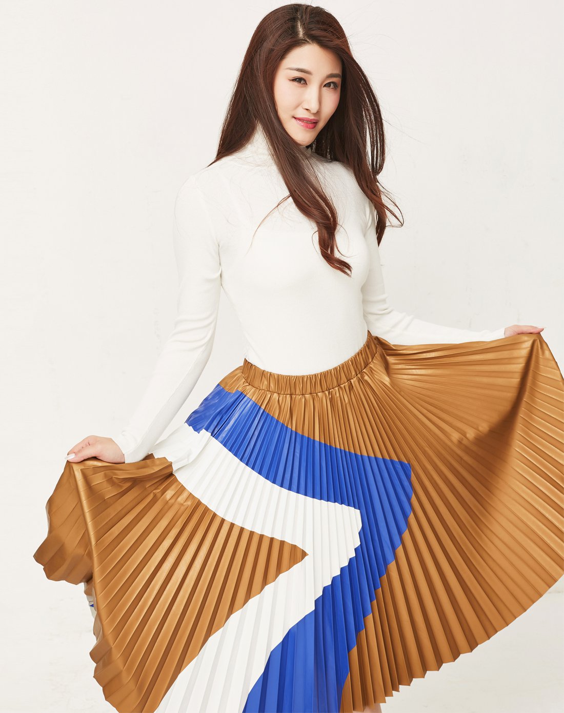 明星设计师张帅zhangshuai轻奢女式几何拼色圧褶裙黄色zs1631130240