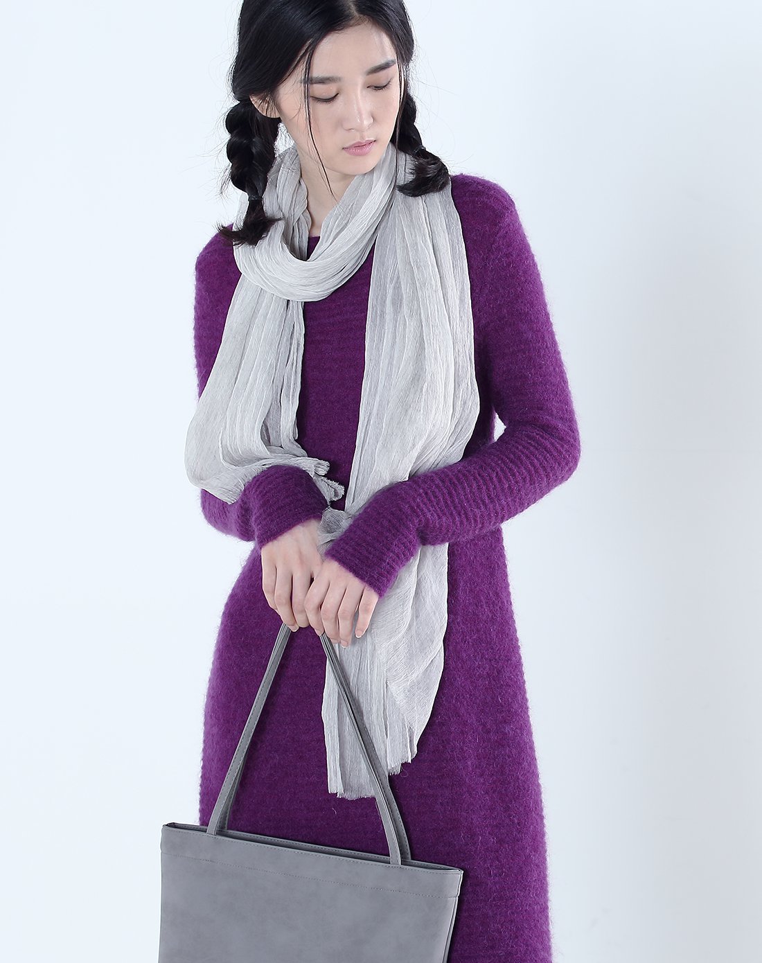 烟紫色长袖修身长款连衣裙