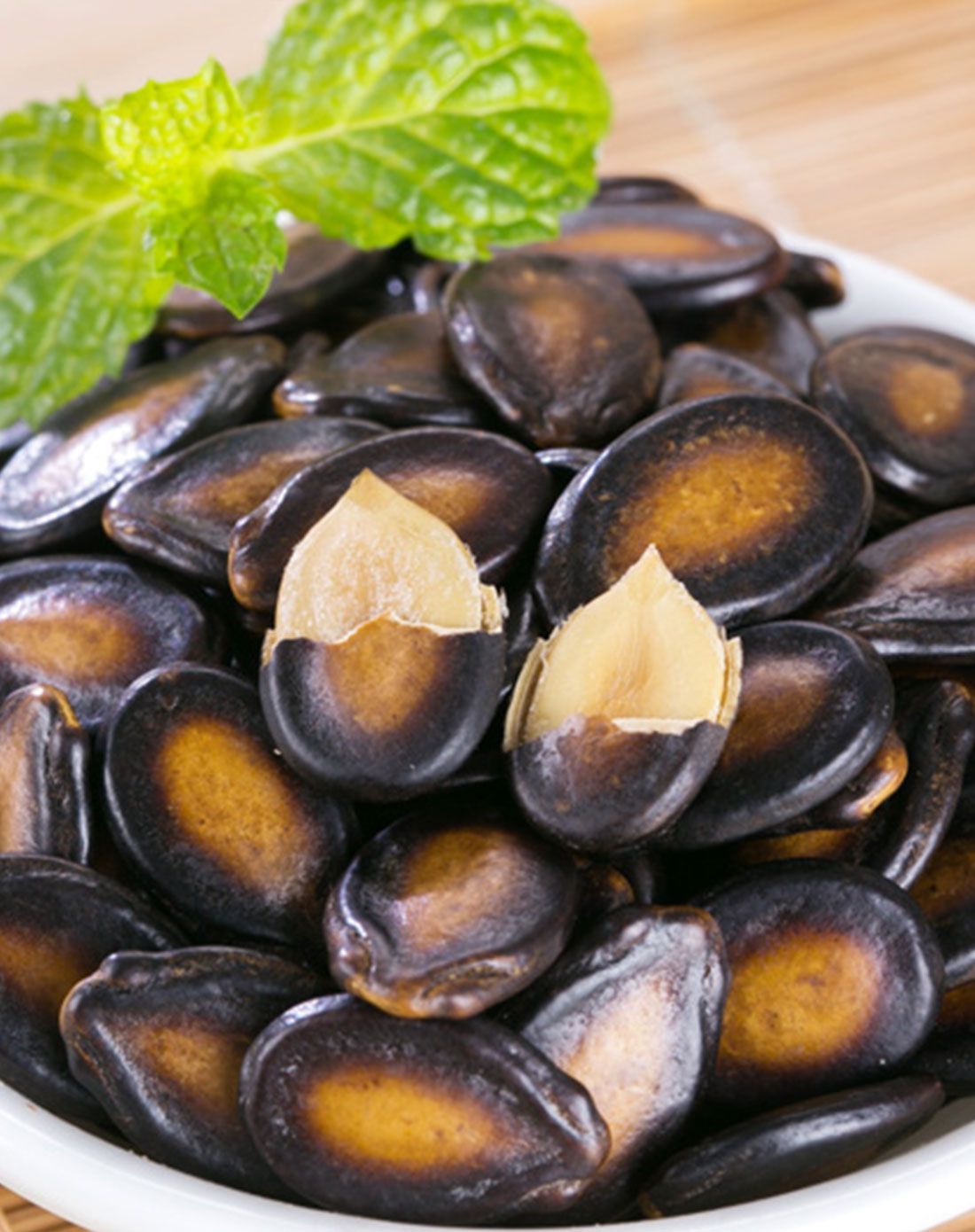 良品铺子美味初醒(2件起售)良品铺子 甘草西瓜子90g*3袋zh11093002