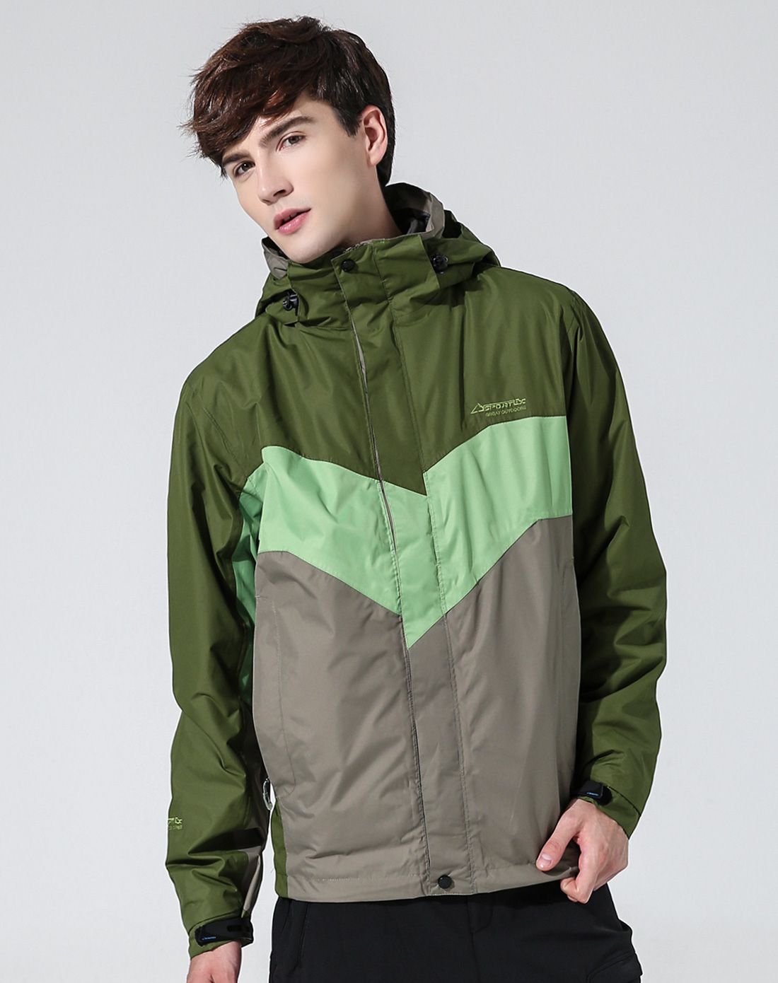 男款军绿冲锋衣 两件套防风雨透气