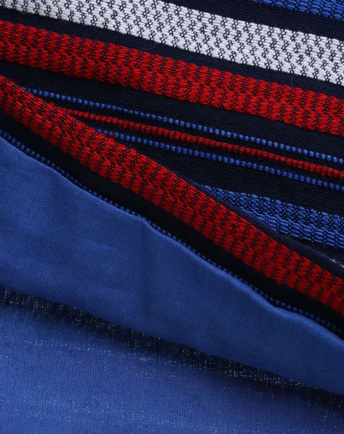 红蓝色时尚百搭休闲短裤