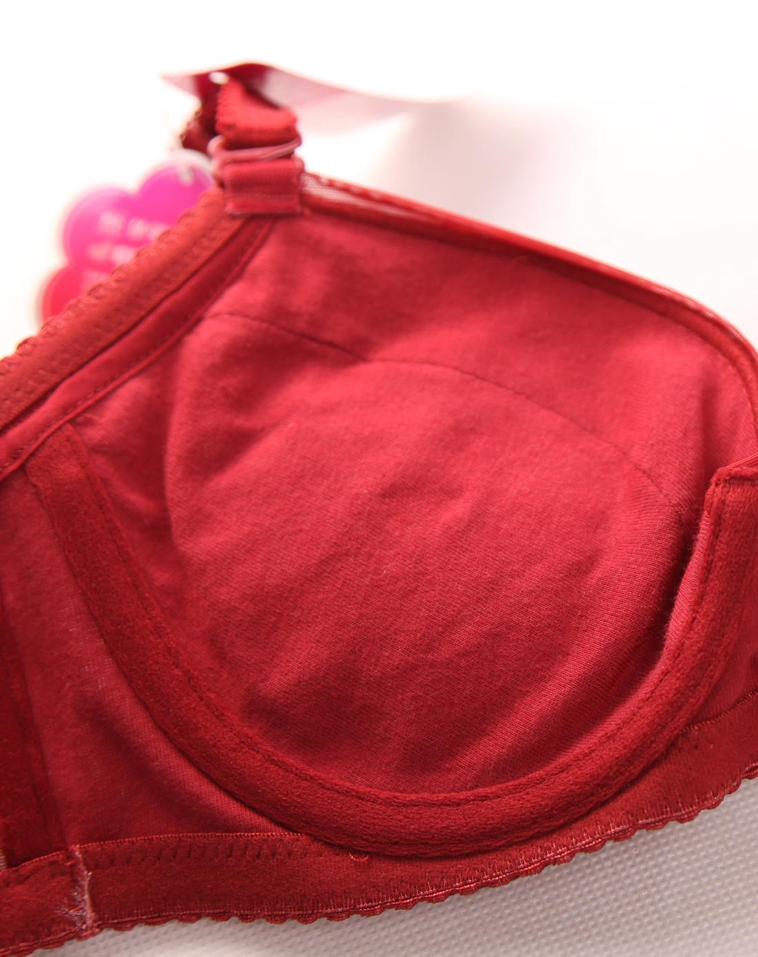 女款红印花色特厚模杯文胸