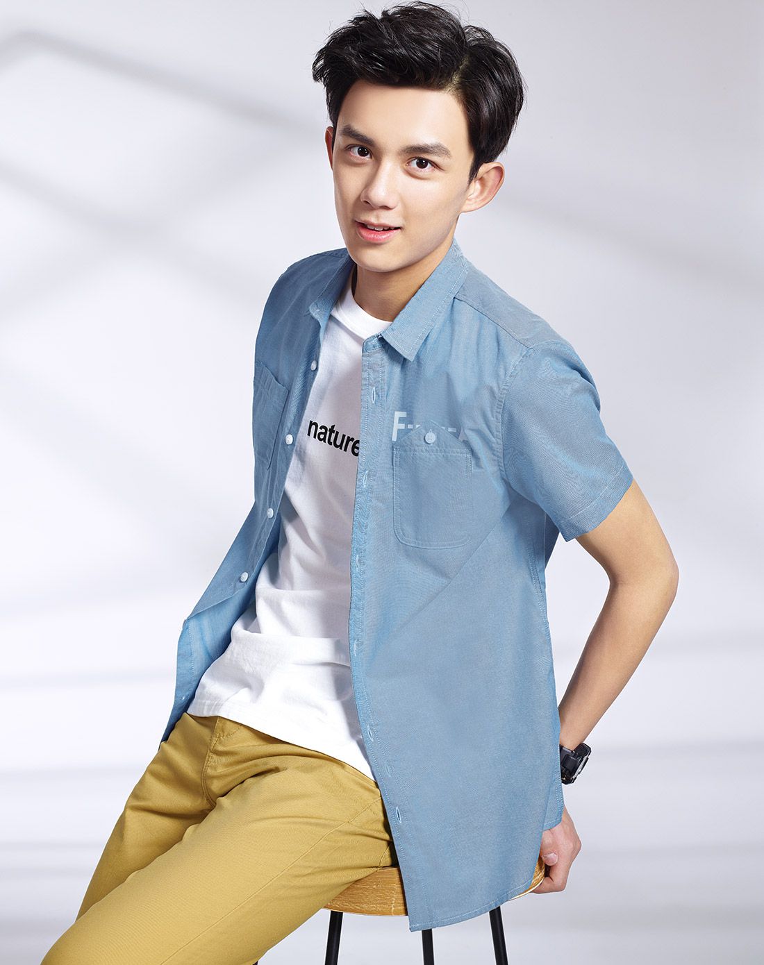 【吴磊明星同款】蓝色短袖衬衫