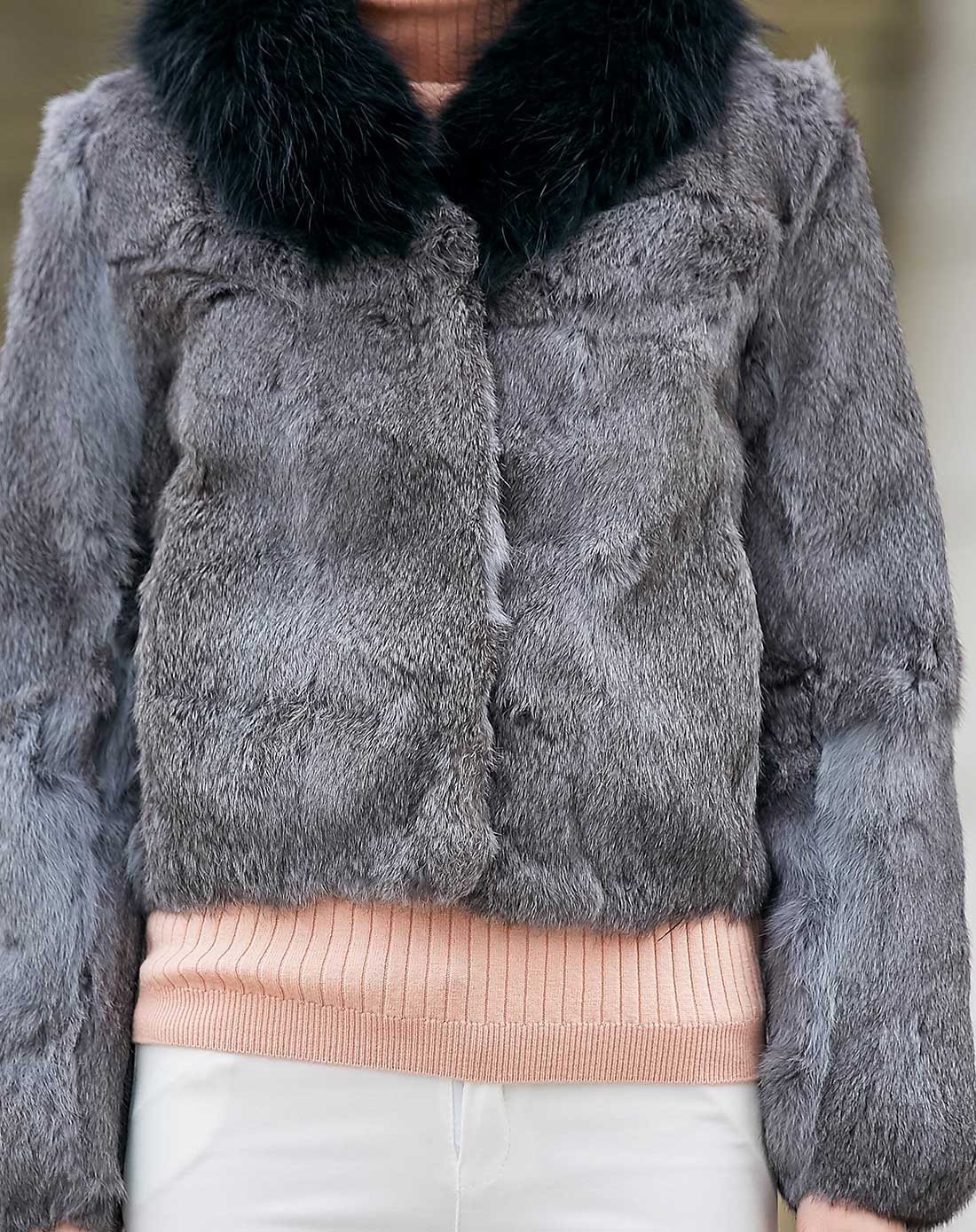 灰色纯貉子毛领兔毛皮草大衣