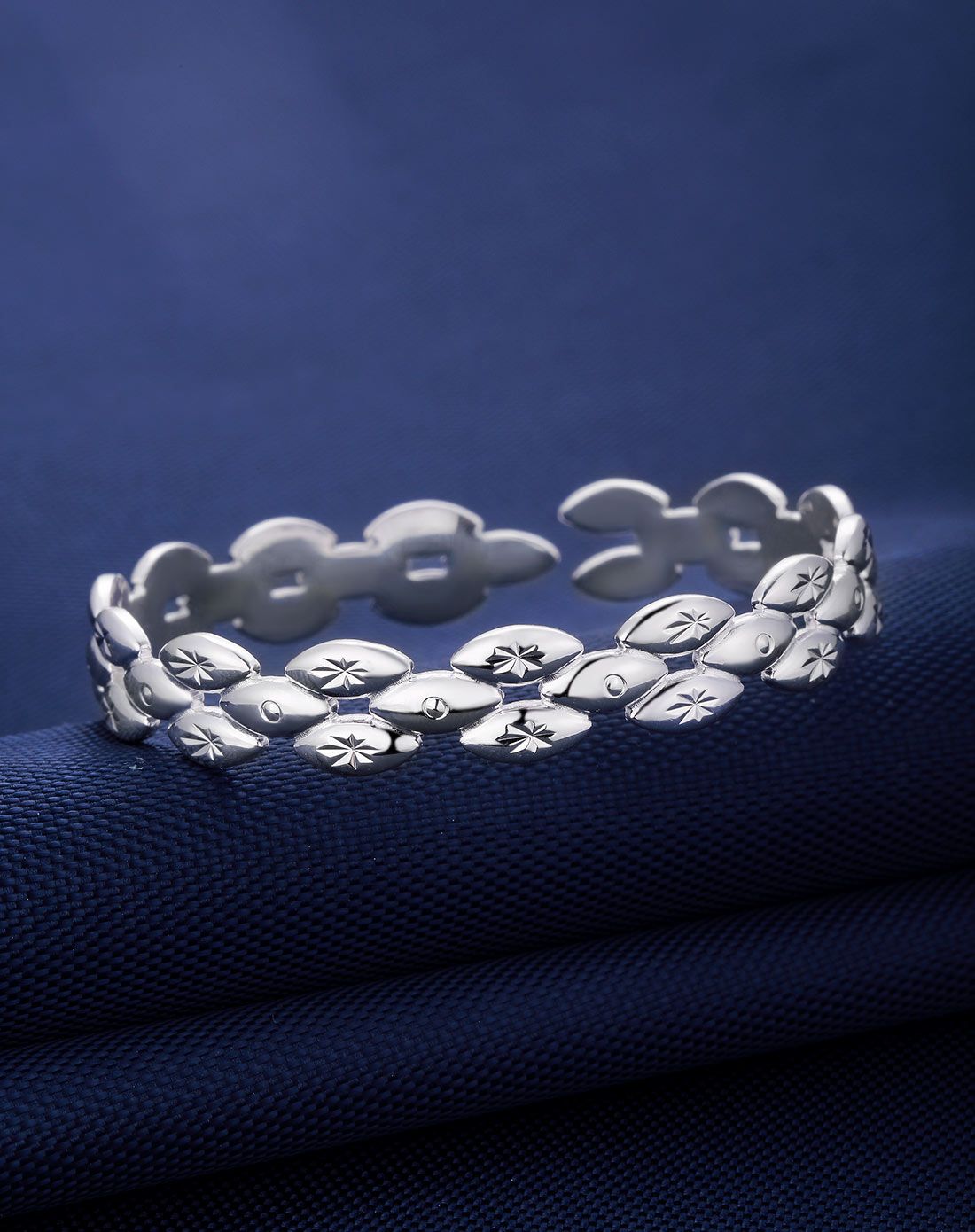 荷塘月色s999银荷叶时尚手镯22g