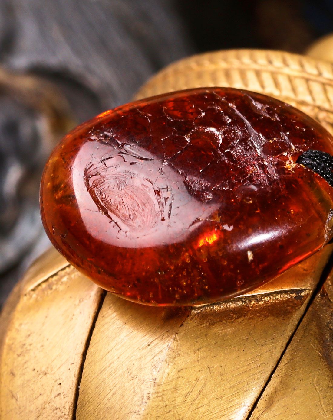 波兰.进口天然琥珀蜜蜡项链az-016(带原皮带证书)