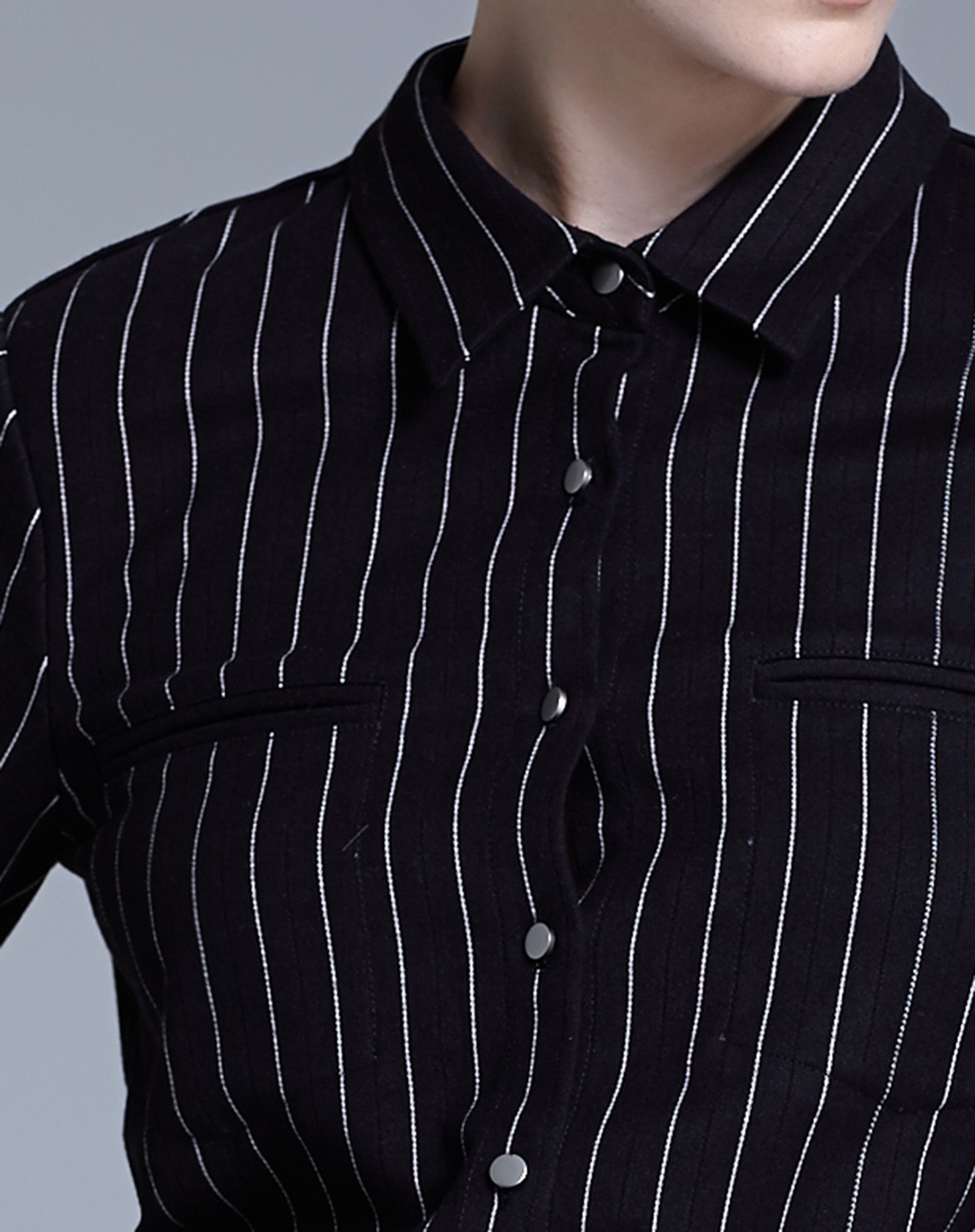 简约黑色条纹磨毛面料长袖衬衫