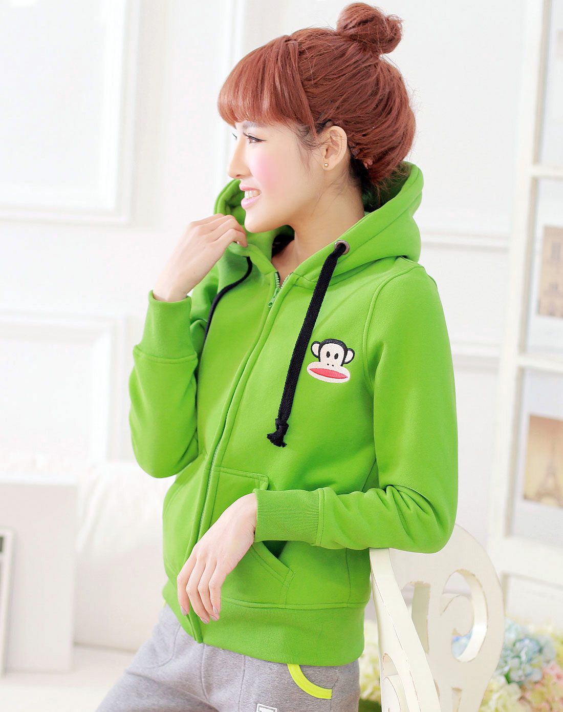 女款绿色简约舒适加厚加绒连帽卫衣