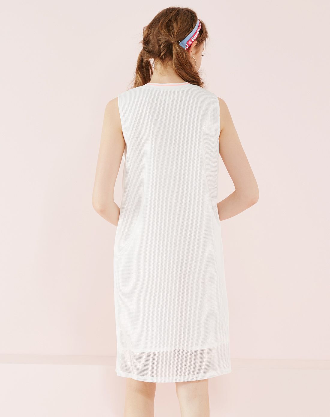 螺纹领直身连衣裙