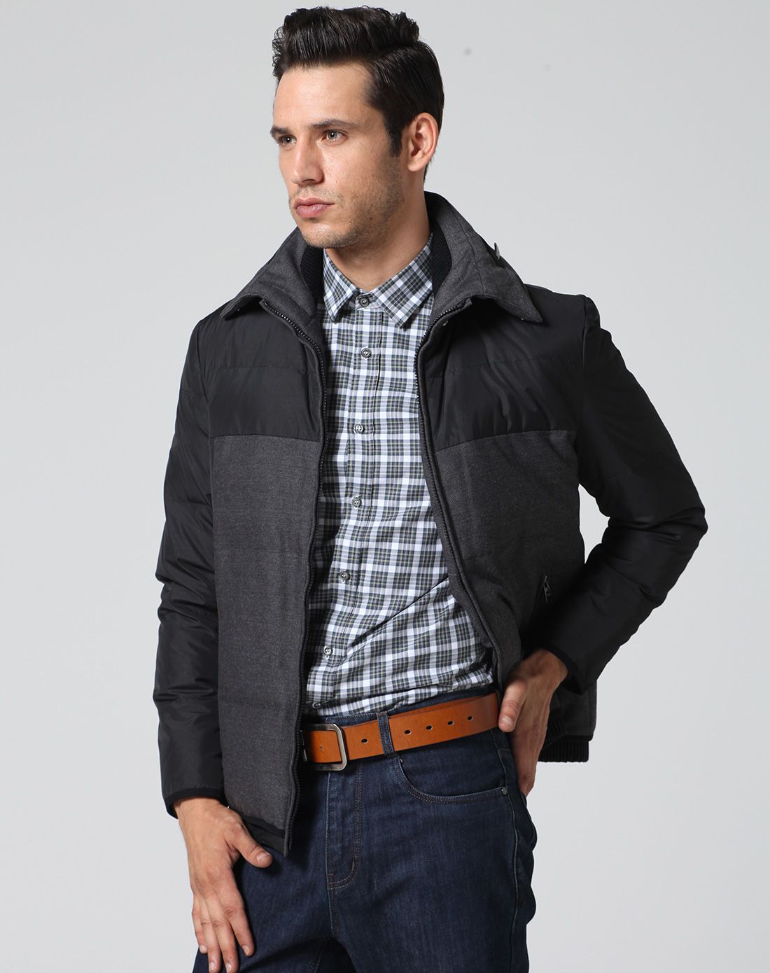 卡帝乐鳄鱼cartelo男装专场 灰色细纹休闲羽绒服