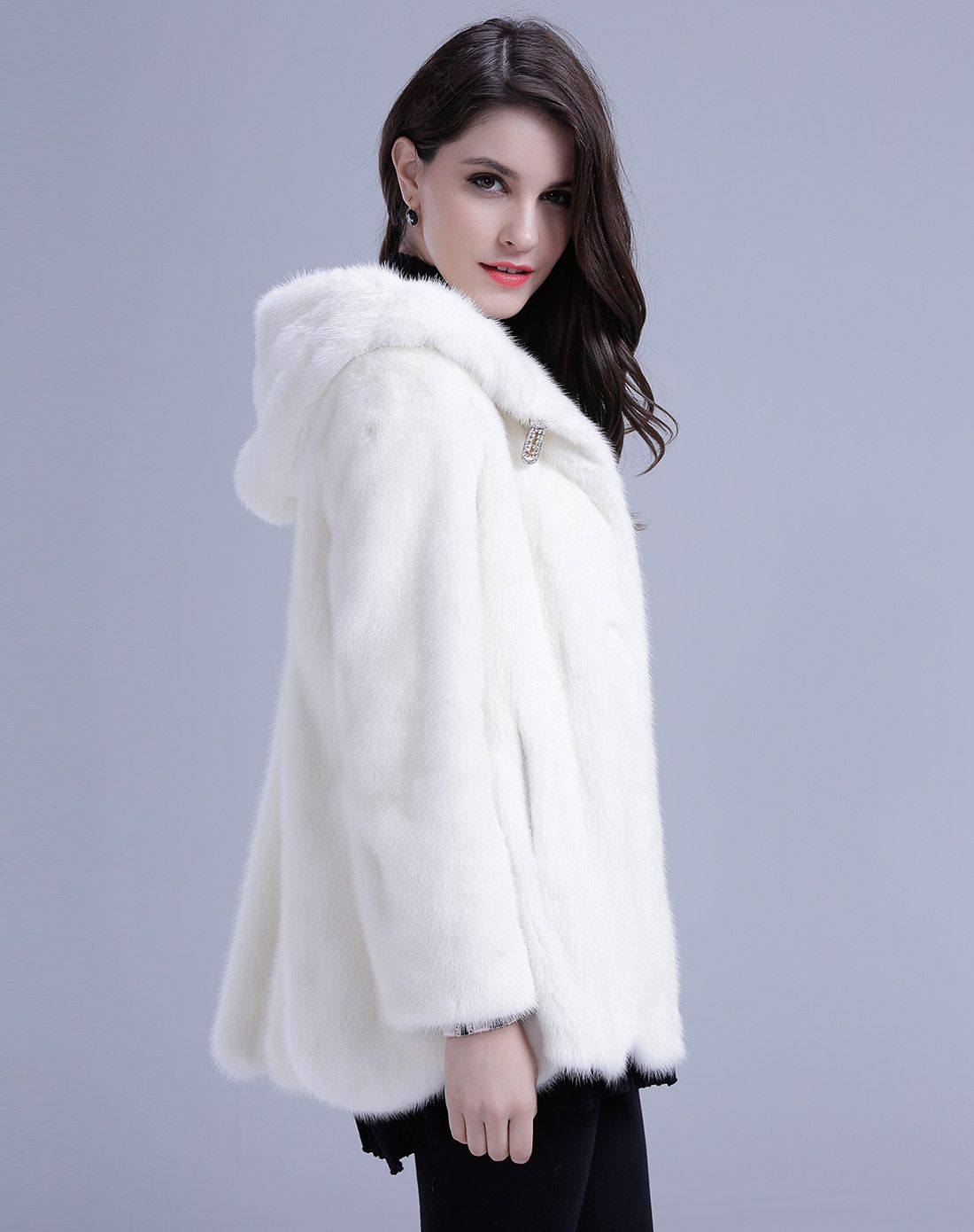2015新款白色水貂毛时尚裘皮大衣