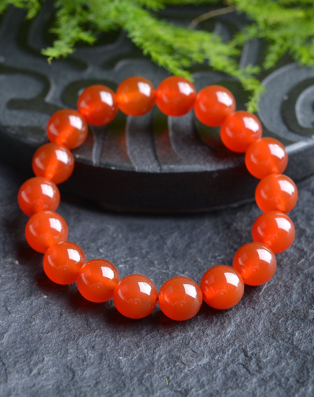 红玛瑙珠子手链