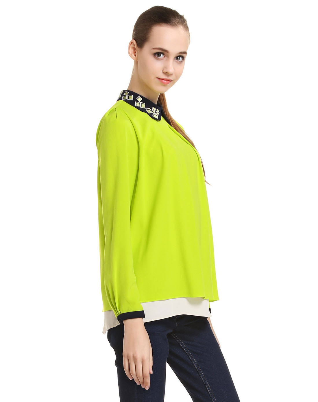 黄绿色简洁斯文长袖上衣