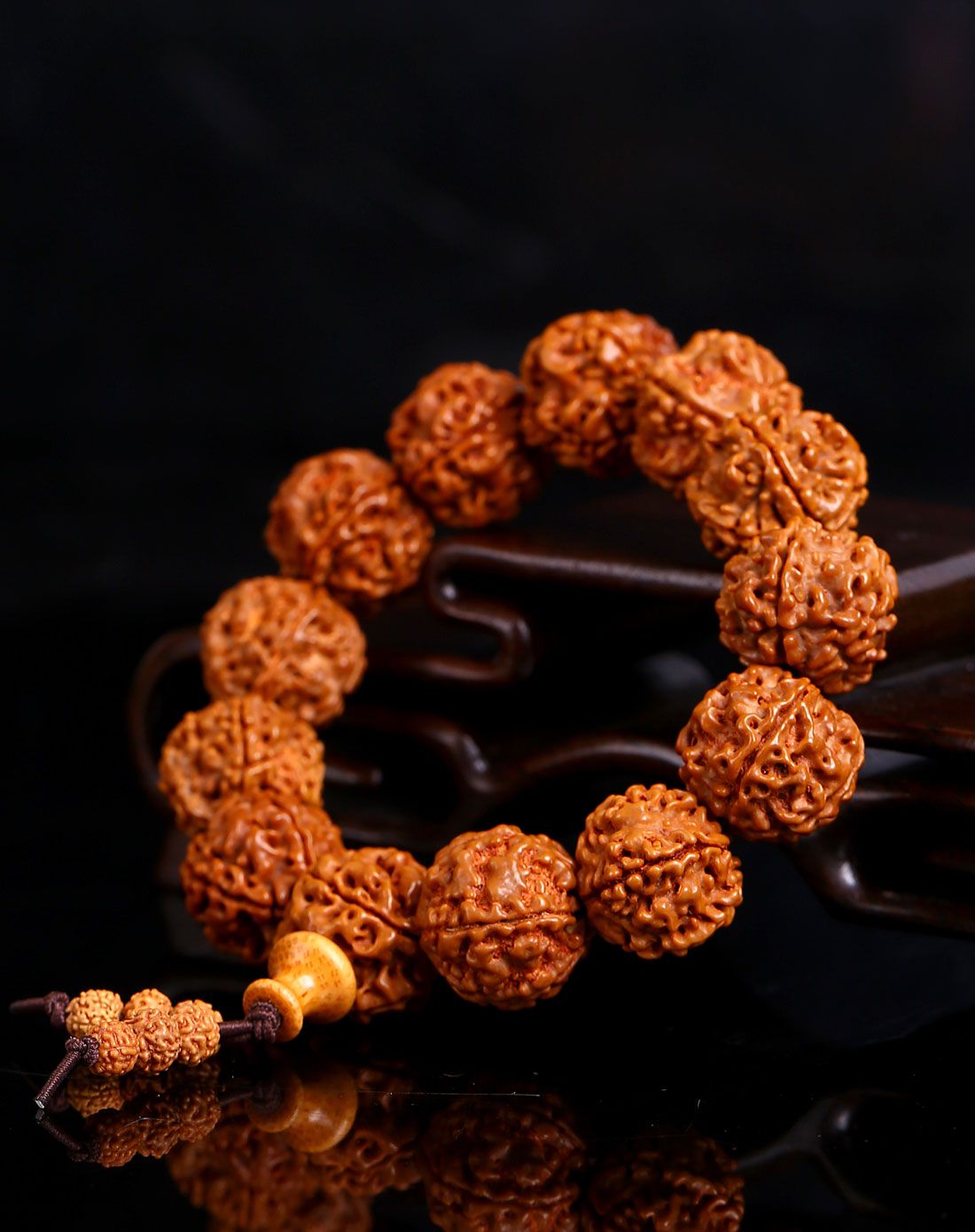 > 美意富贵菩提手串