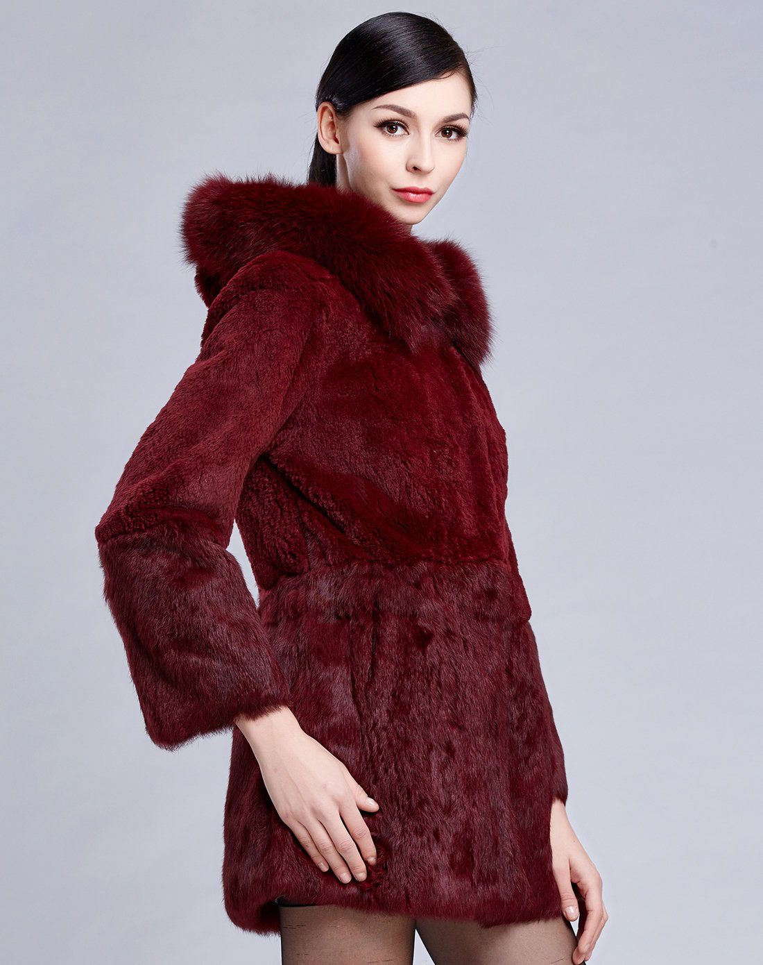女款枣红色狐狸毛领兔毛外套