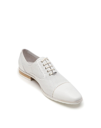 冲孔皮鞋 白色小牛皮男士商务正装皮鞋