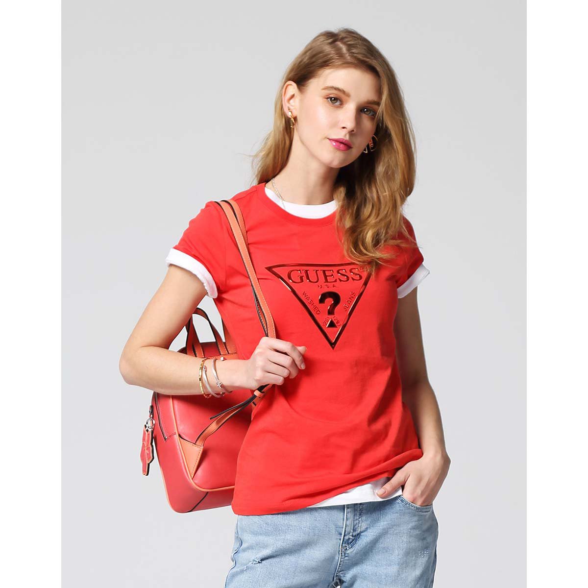 guess 情侣款2018新款女士倒三角logo短袖t恤