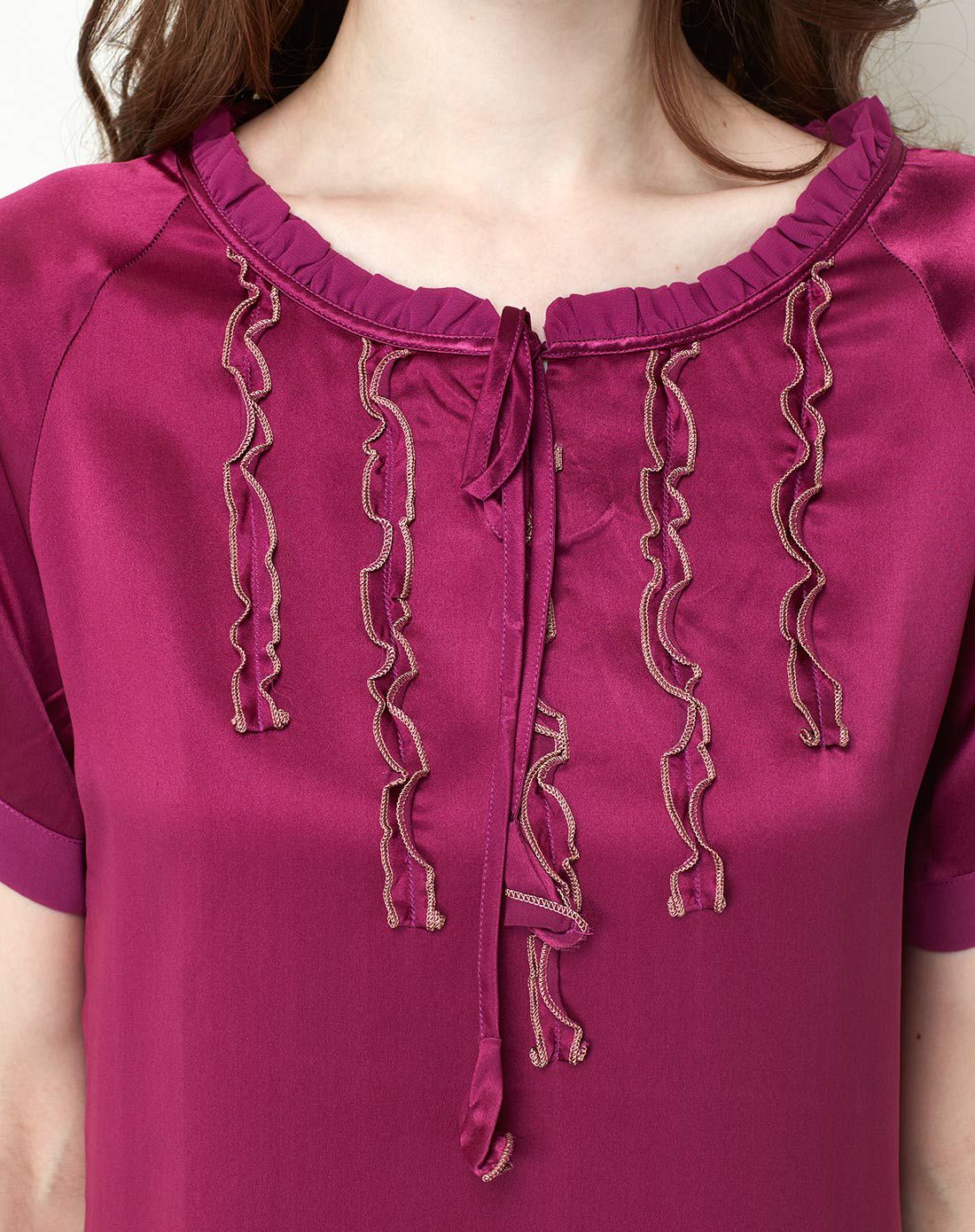 紫玫娃娃衫领雪纱包边袖口真丝睡裙