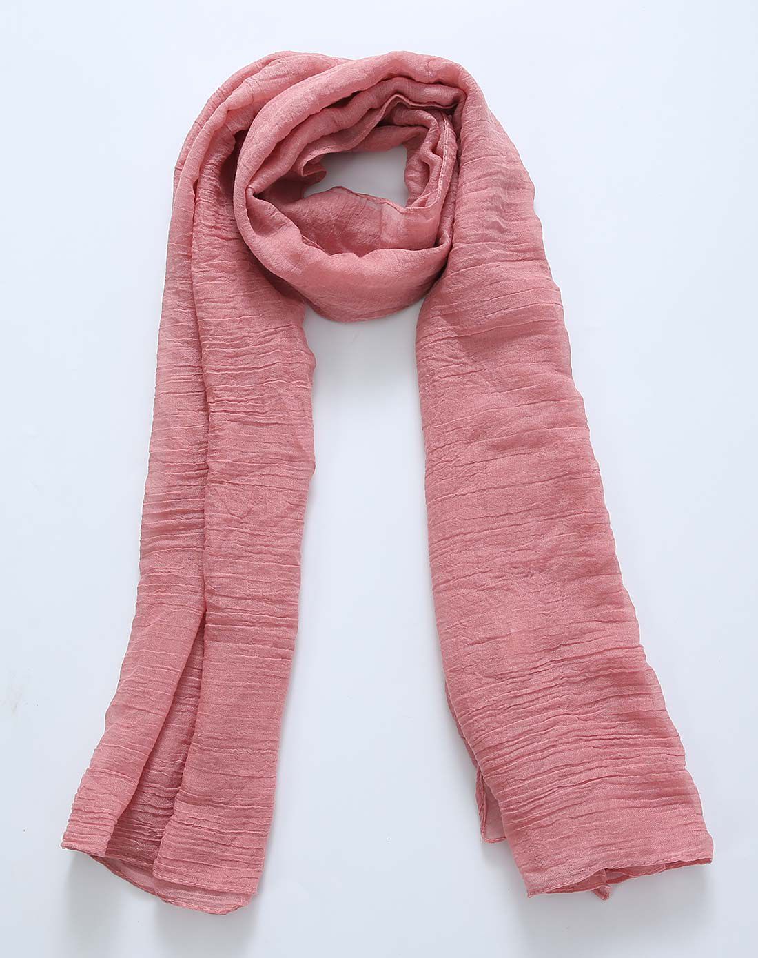 中性浅粉色围巾