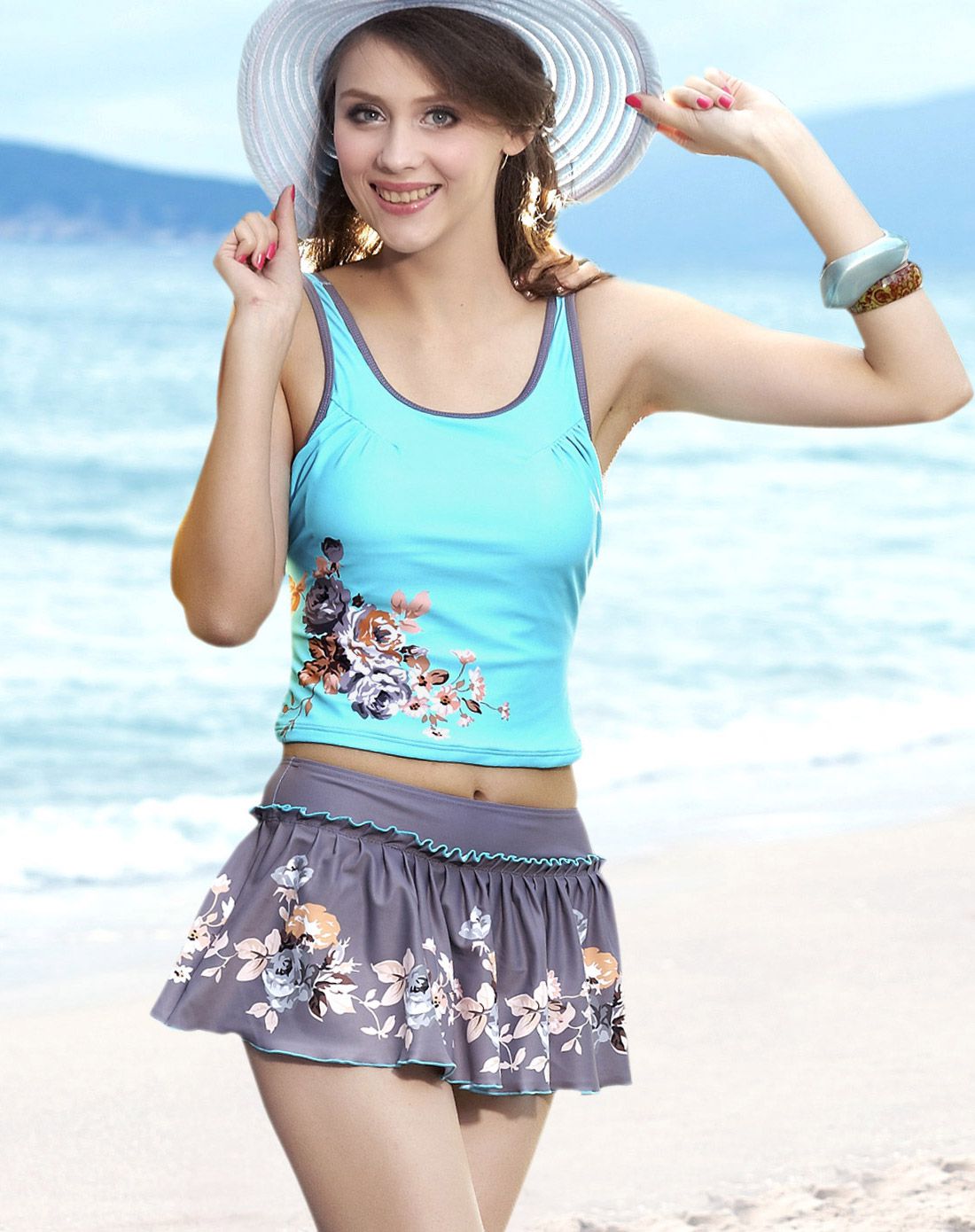 时尚运动 女款蓝花泳衣 分体三件套