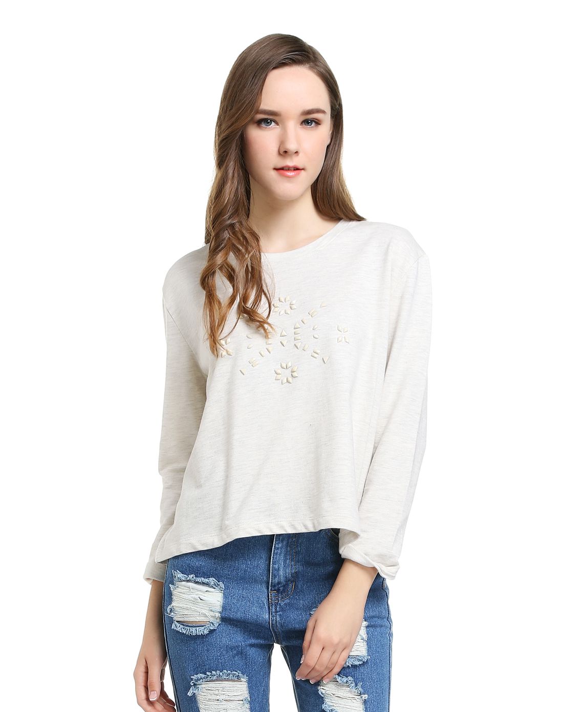 灰白色舒适休闲简洁上衣