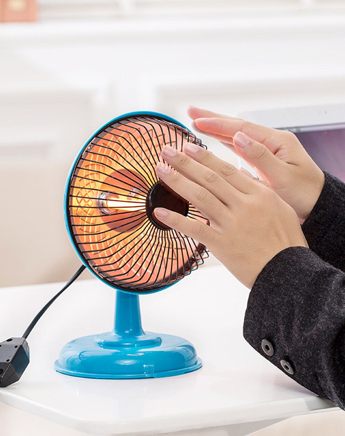 轻巧便携小太阳取暖器(多色可选)