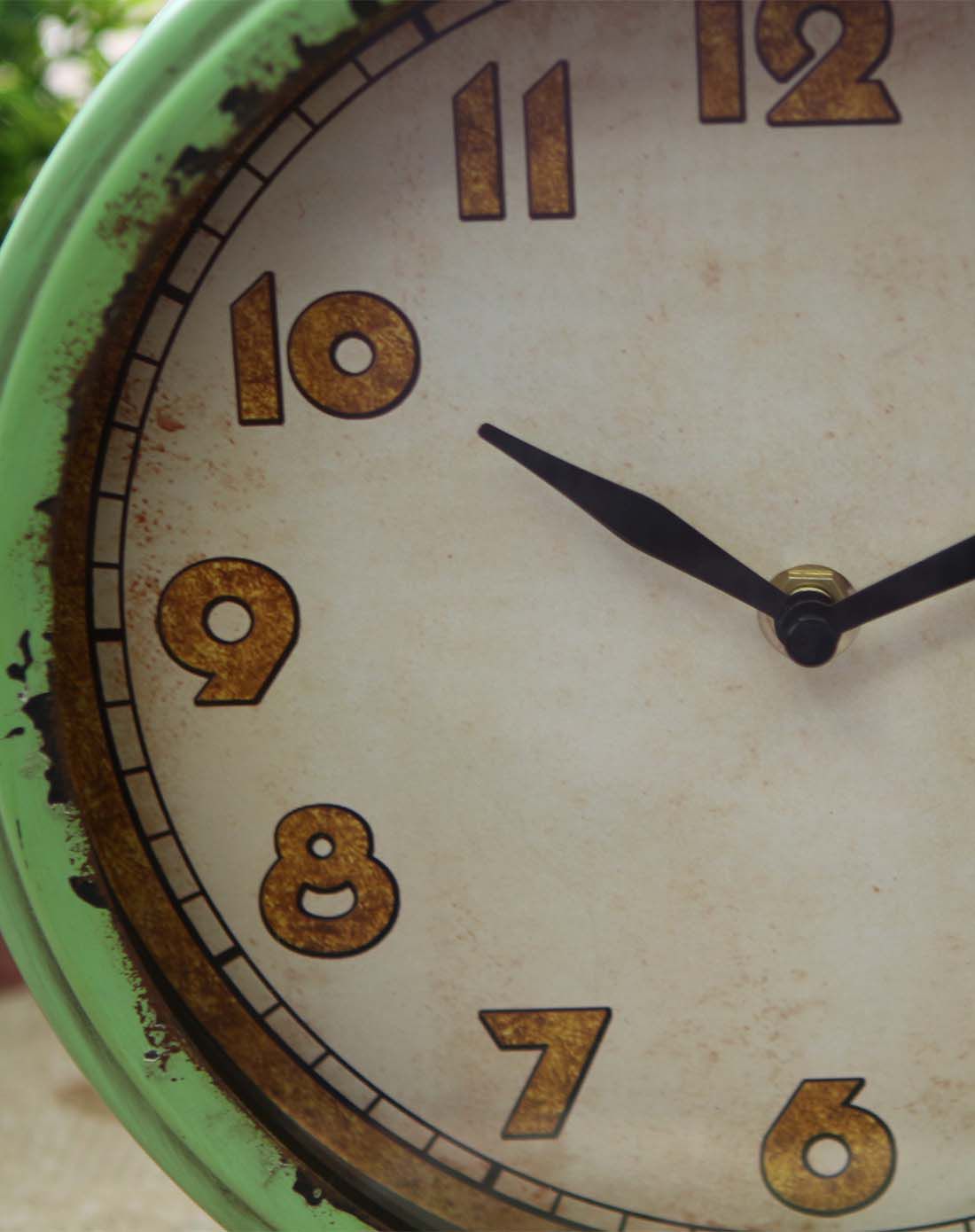 你可居欧式复古鹿头做旧石英钟