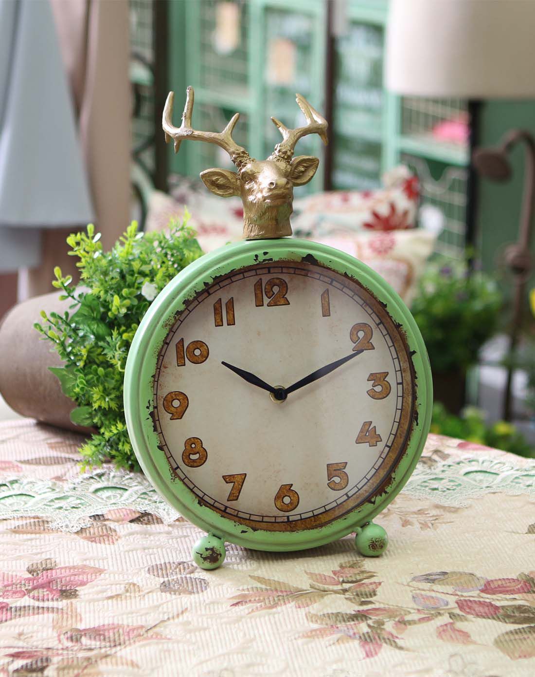 你可居欧式复古鹿头做旧石英钟