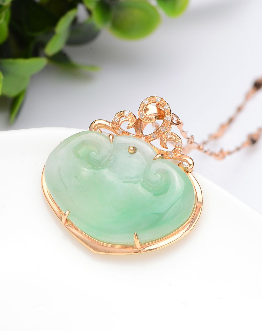 博金珠宝 18k金镶翡翠a货满绿平安锁吊坠