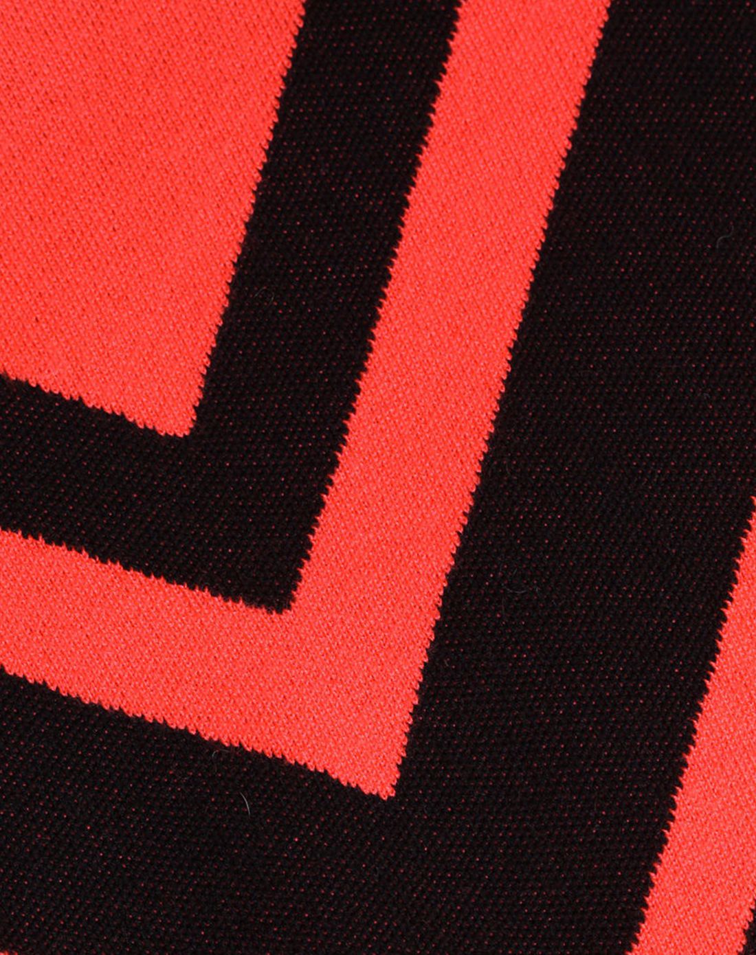 荧光红色v领潮流针织衫