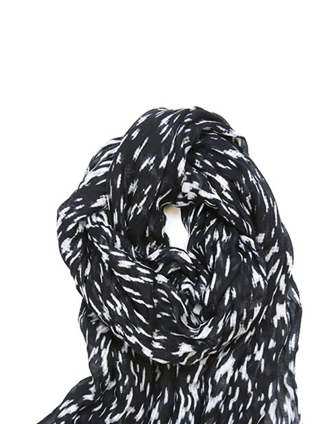 > calvin klein女士时尚黑白围巾