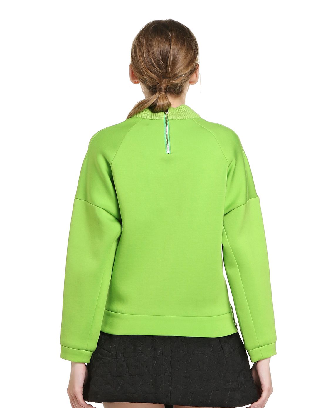 浅绿色可爱简约长袖上衣