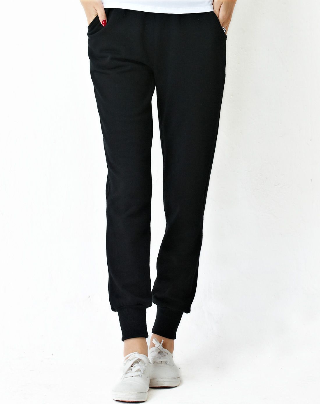 女款黑色毛圈收腿裤 潮流百搭