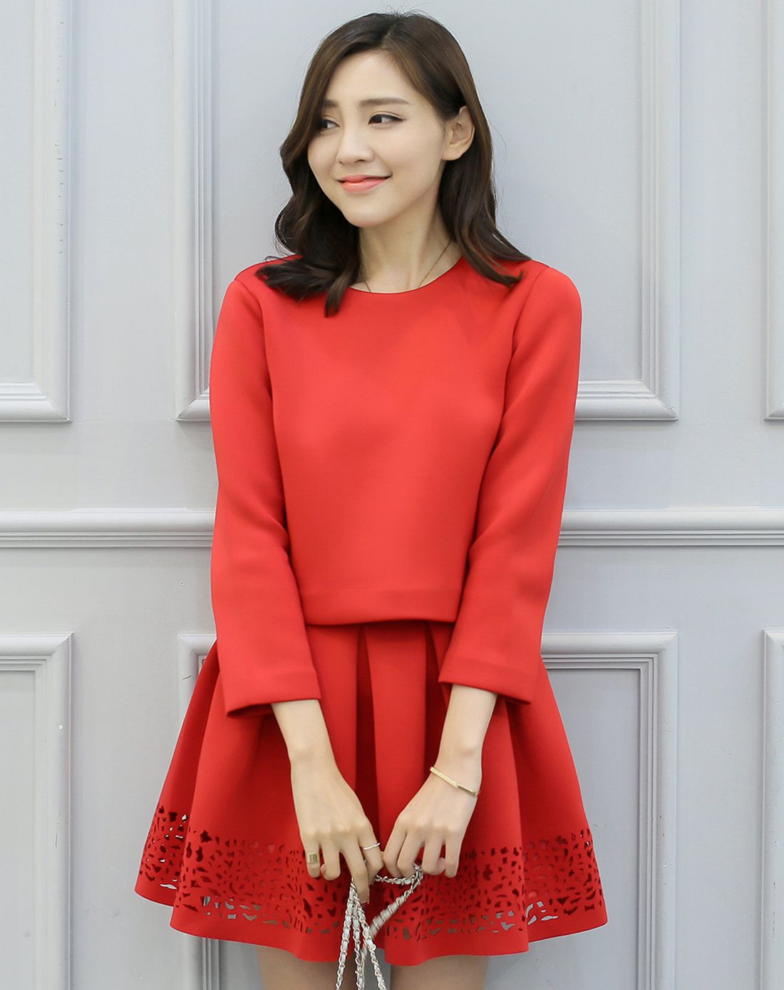 简约空气感正红色精致套裙