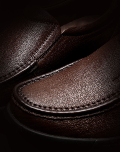 牛皮舒适简约休闲鞋暗棕