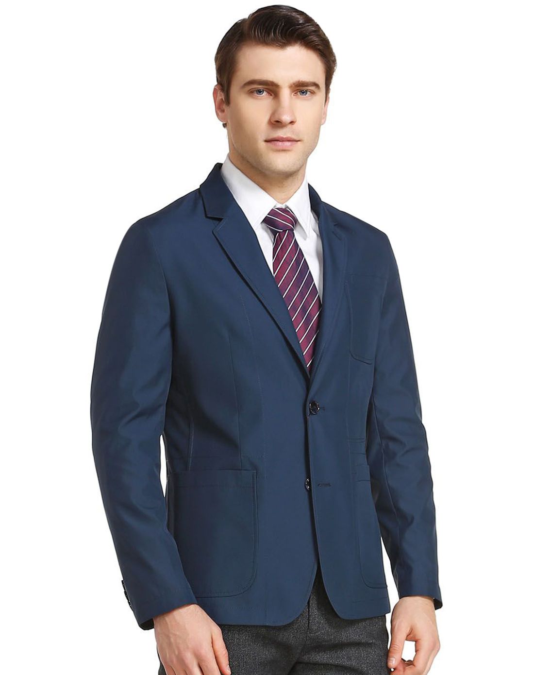 蓝色简约时尚翻领长袖休闲西服