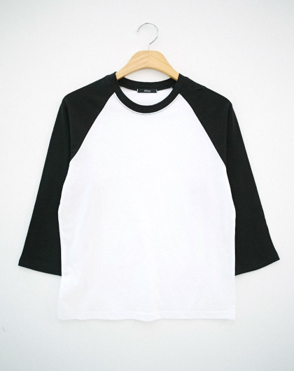 黑色活力风拼色插肩袖休闲t恤衫