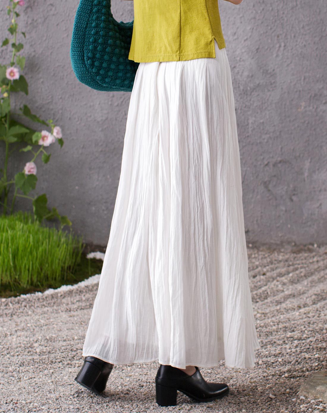 米白色复古绣花棉麻半身裙