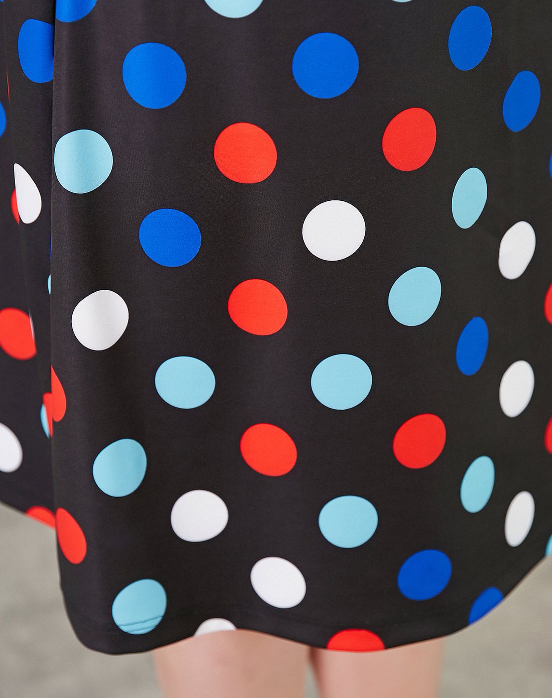 黑底红点橡筋腰印花半身裙