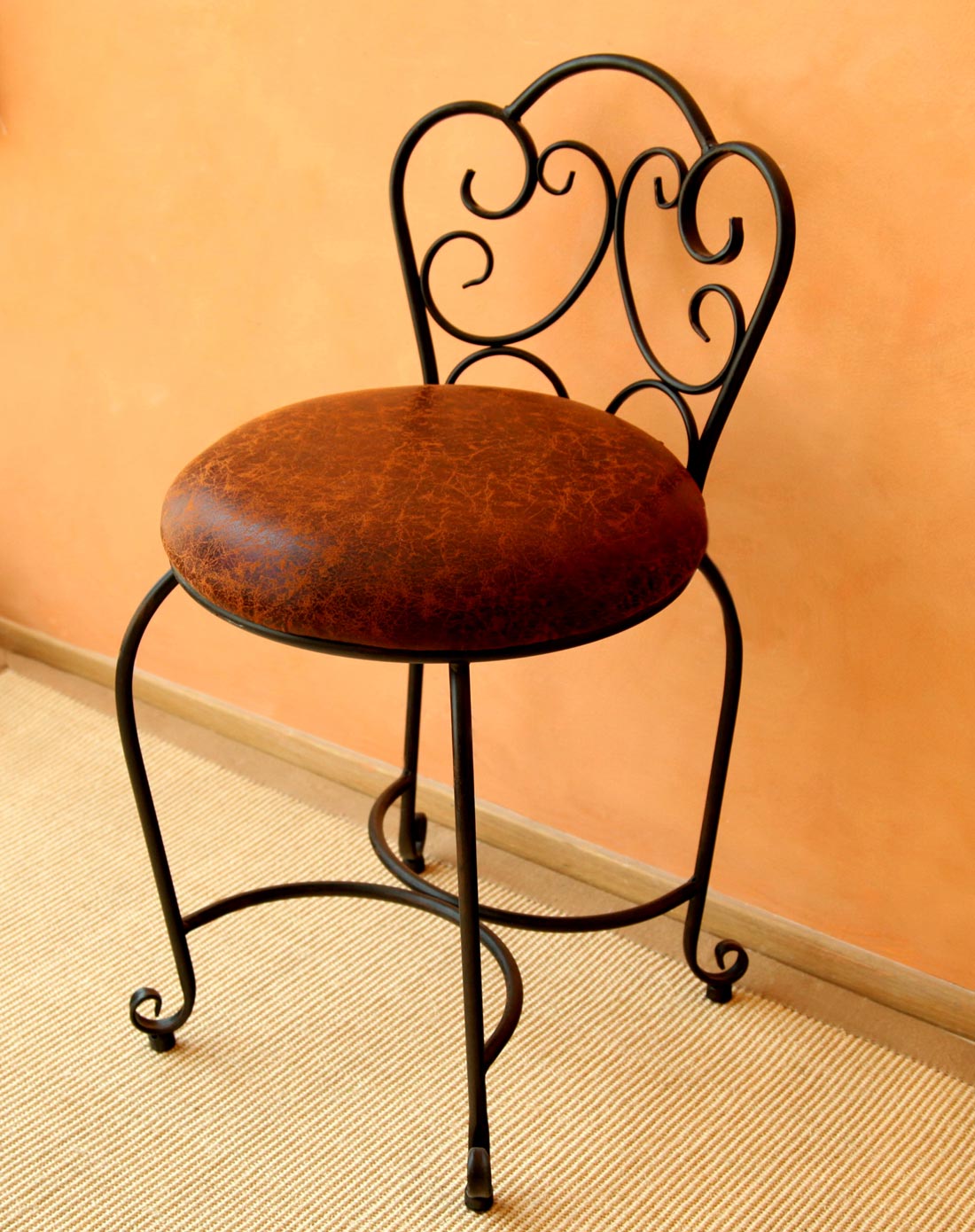 欧式牛皮铁艺椅子