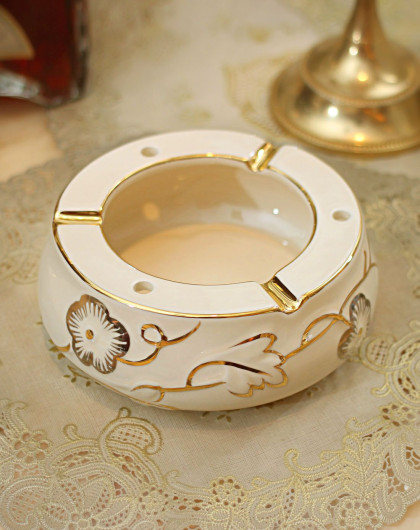 朵兰舍-欧式陶瓷描金烟灰缸