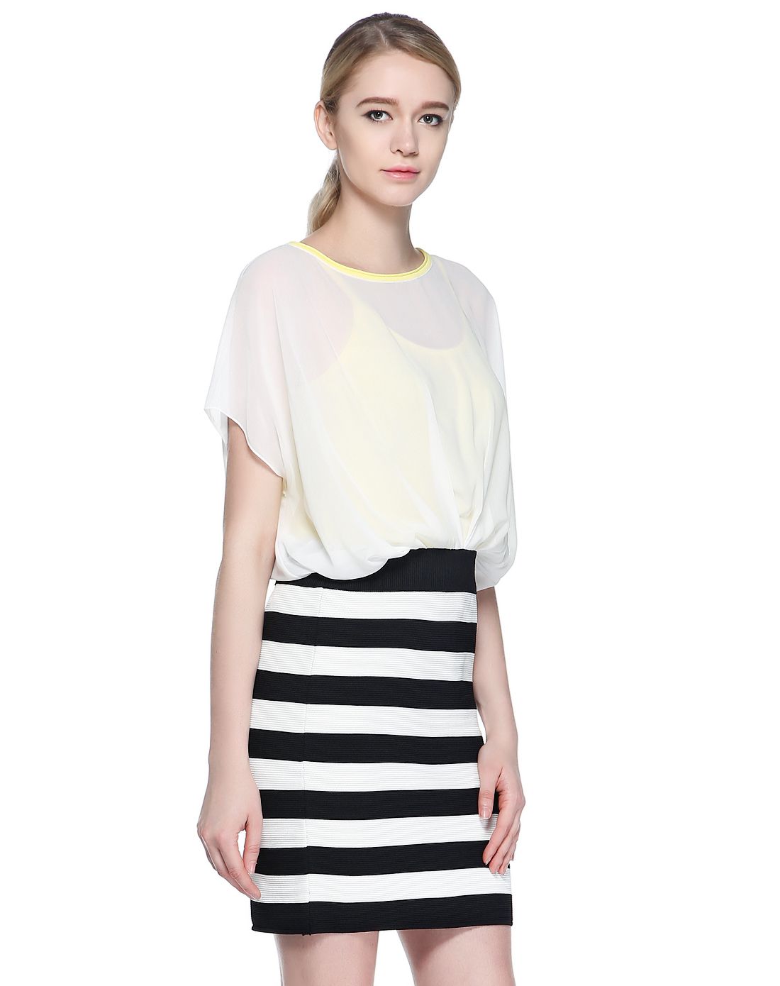 pesaro女装专场 白/黑色修身条纹下摆短袖连衣裙