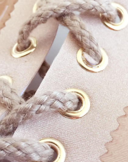 拉拉女神 女款肤色隐形文胸 性感聚拢侧收