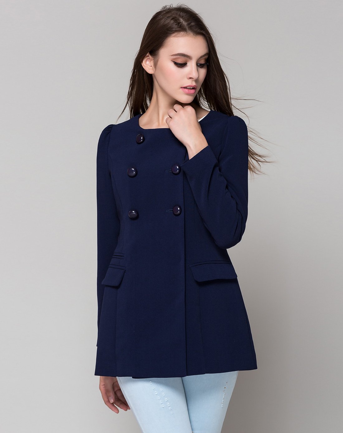 墨蓝双排扣无领风衣