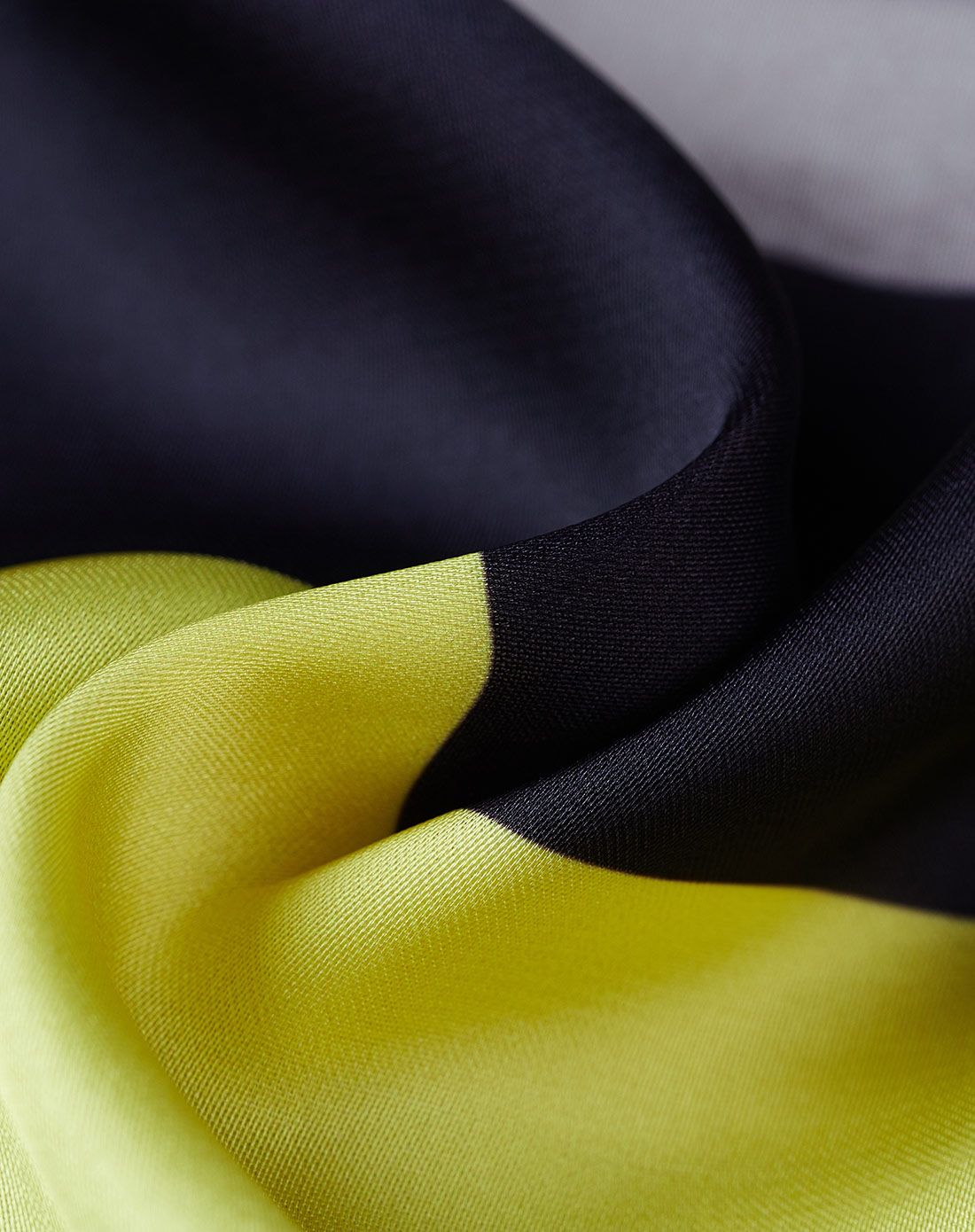 黄/黑色前短后长不规则条纹开襟长袖上衣