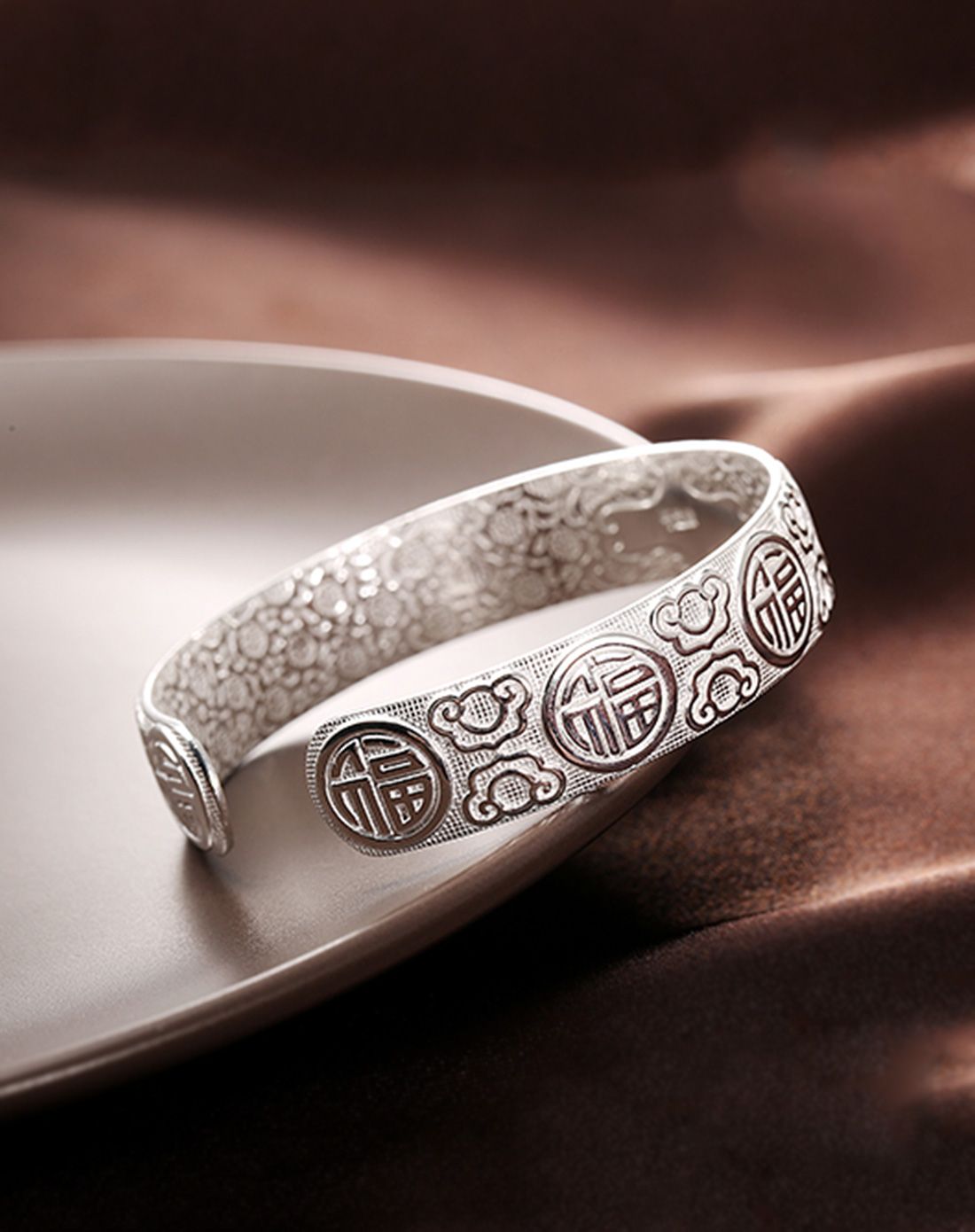 s999千足银手镯福云40g(配证书)