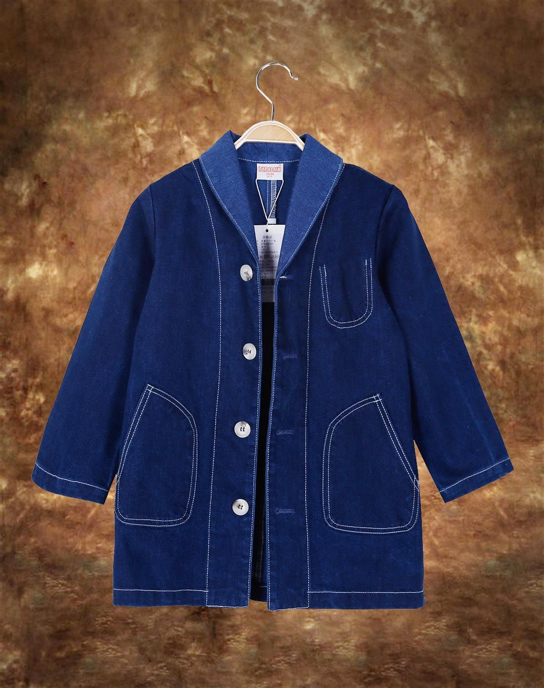 男童蓝色牛仔外套