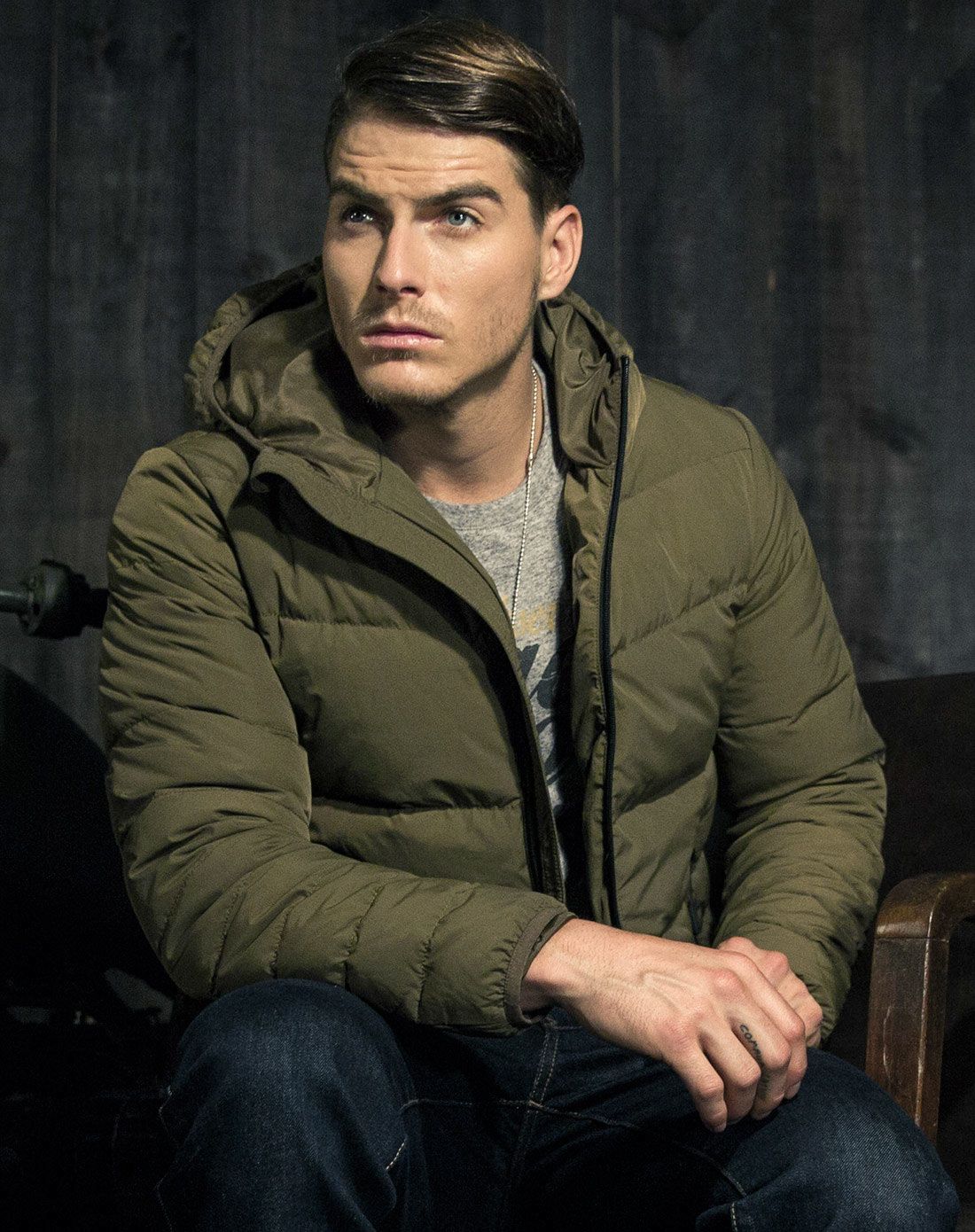 男军绿碟中谍5特工羽绒服