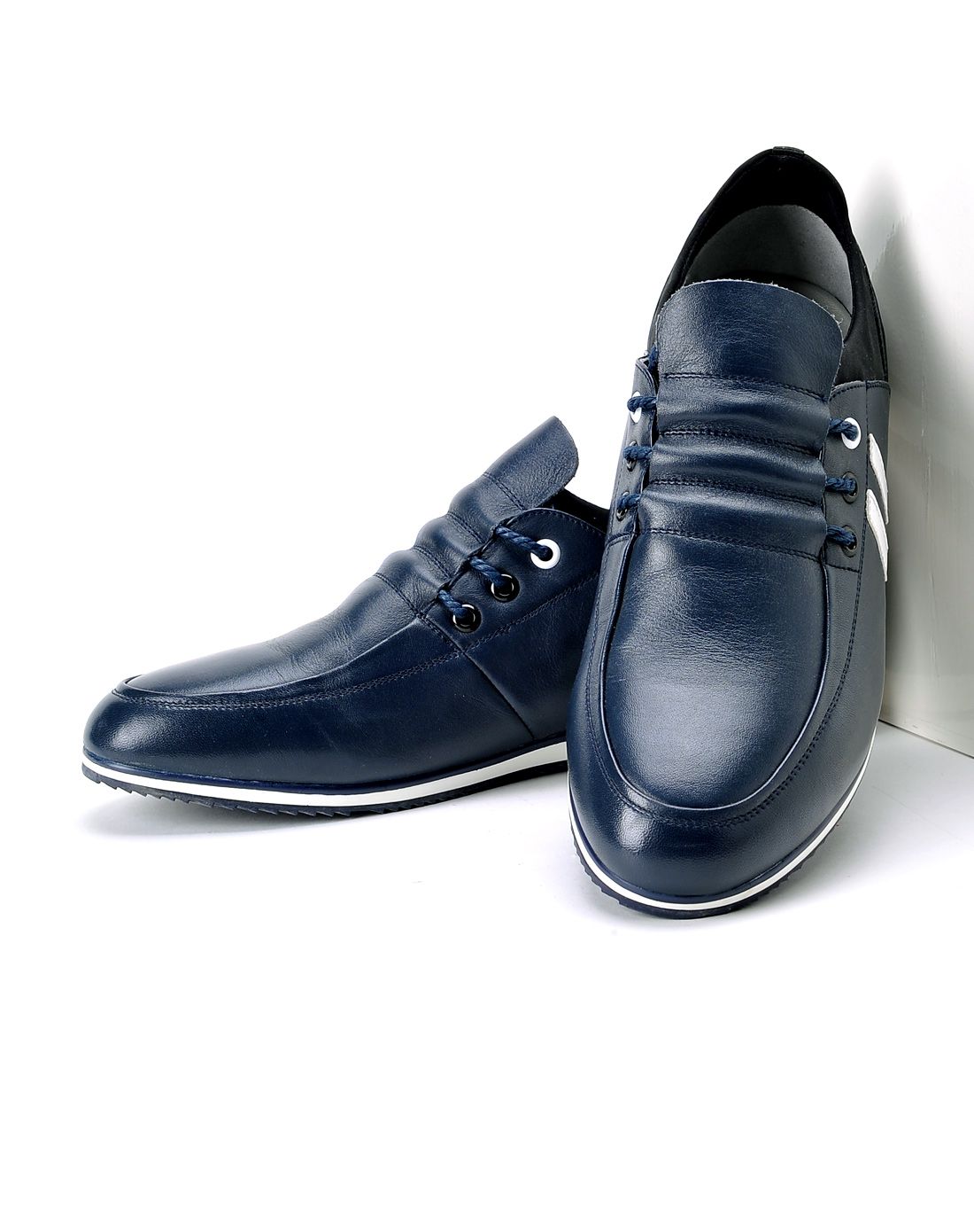 宝蓝撞色休闲皮鞋