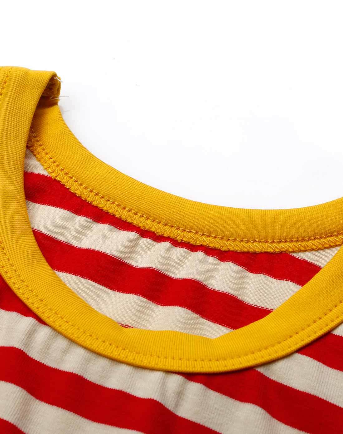 男童红条黄领短袖t恤